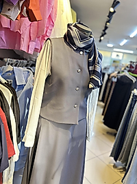 Gri Yelek Etek Gömlek Takım