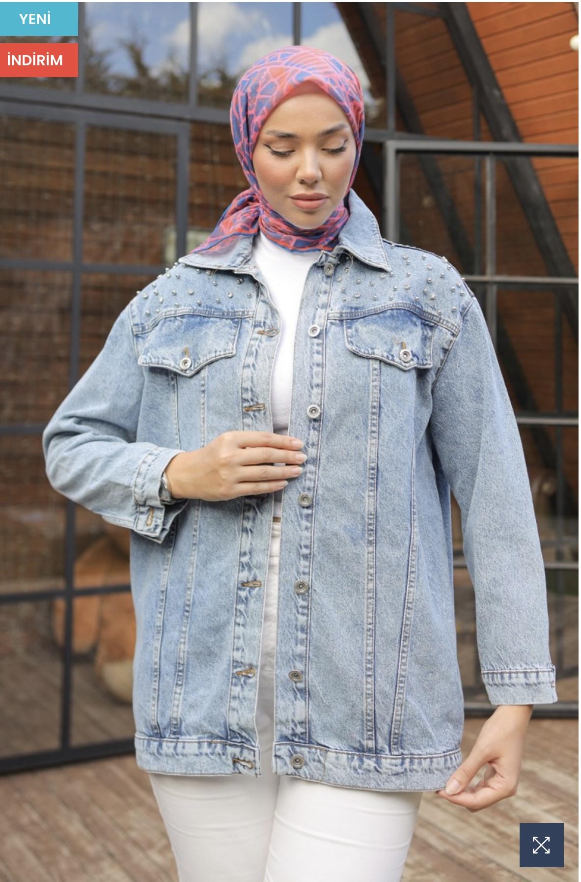 BUZ MAVİ KAR YIKAMA OMUZ TAŞ DETAY KOT CEKET